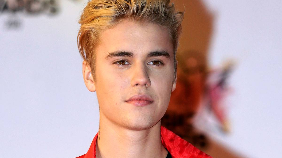 Justin Bieber schikt met buren die hij met eieren bekogelde | Celebrities |  hln.be