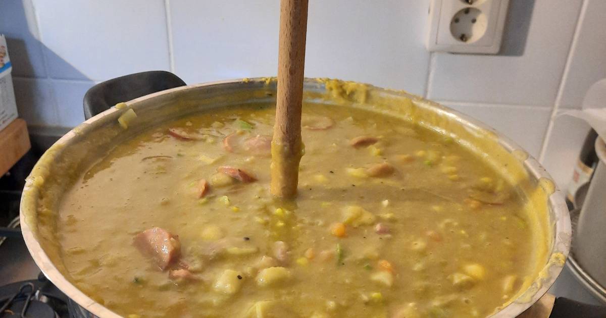 Met Deze Tip Van De Pro Zet Jij Je Lepel Volgende Keer Ook Rechtop In Je  Erwtensoep | Koken & Eten | Ad.Nl