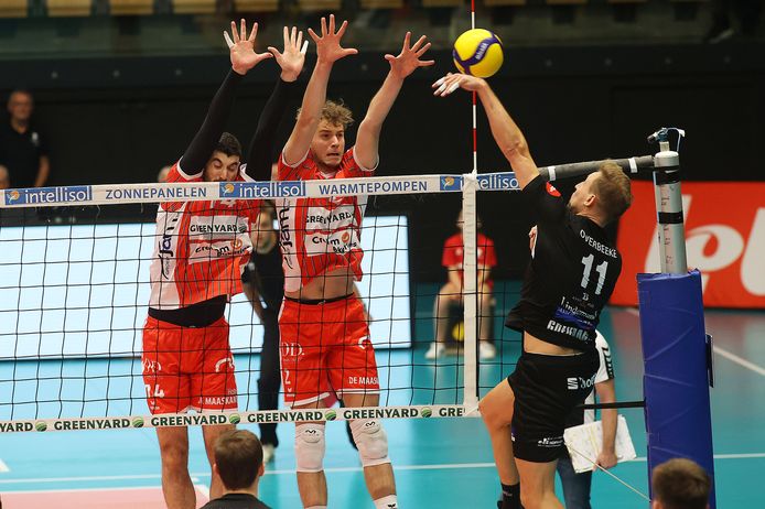 Maaseik won in competitieverband makkelijk van Aalst.