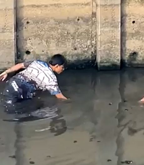 Un “cadavre” flottant dans un canal de Bangkok était... un vieil homme en train de méditer