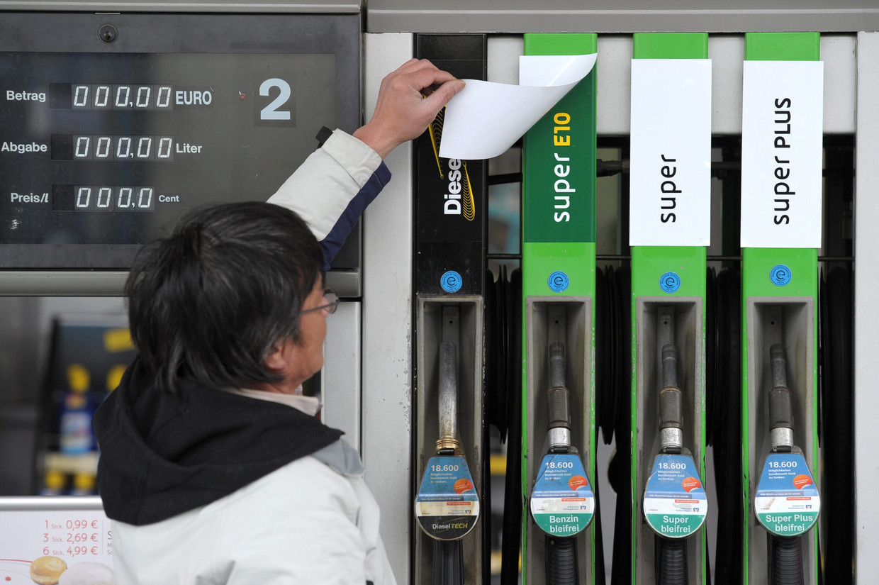 Scarp aankunnen Vesting Vanaf vandaag E10 bij de benzinepompen: waarom rijden met meer alcohol in  uw tank beter is voor het milieu