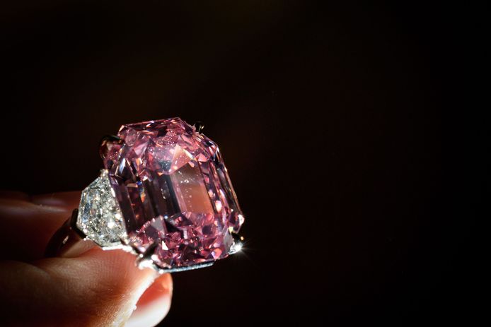 De roze diamant is uiterst zeldzaam en daarom heel gewild.