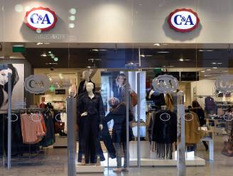Aanklacht tegen C&A, Nike en andere kledingmerken om dwangarbeid Oeigoeren