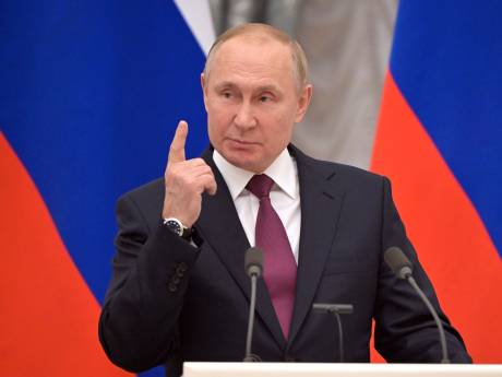La Russie n’a pas l'intention de “reconstituer un empire”, assure Vladimir Poutine