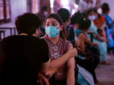 Zwendel met coronavaccins: duizenden Indiërs krijgen prik met zout water