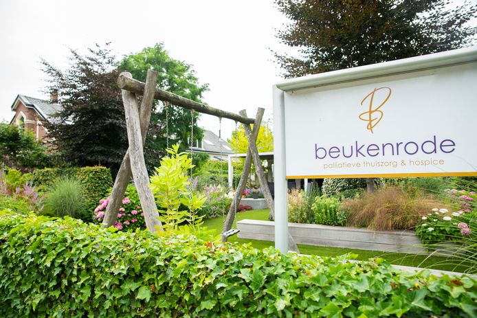 Hospice Beukenrode komt na drie jaar alweer bedden tekort en weet al waar  het wil uitbreiden | Westland | AD.nl