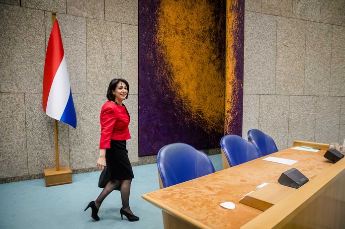 Het kaasblokje heeft plaats gemaakt voor een fraaie voet van perenhout