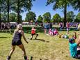 Het Ledub Volleybal Festival in Budel is drukbezocht.