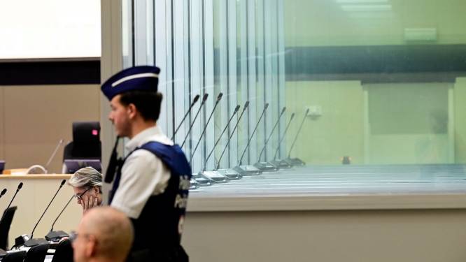 Nieuwe box voor beschuldigden in proces aanslagen Brussel kost 235.000 euro