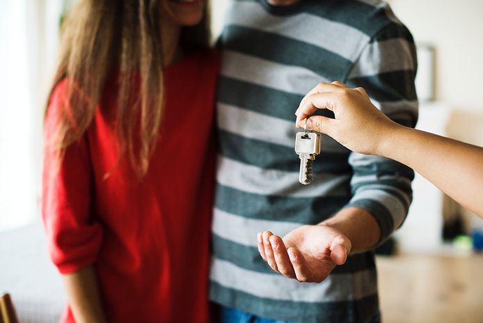 Als je in Vlaanderen een hypothecaire lening afsluit voor de aankoop van een woning, dan heb je recht op de geïntegreerde Vlaamse woonbonus.