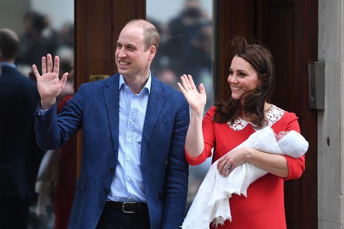 Kate Middleton en prins William na de geboorte van Louis