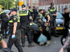 Aanhangers Erdogan vieren feest in Haagse Schilders­wijk, zwaargewon­de na ontplof­fing vuurwerk