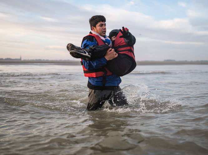 Recordaantal migranten staken dit jaar Kanaal over naar VK
