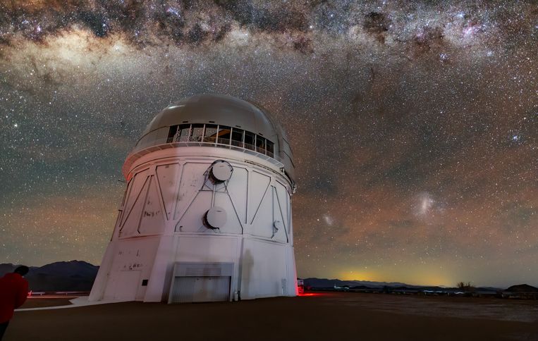 De Víctor M. Blanco 4-meter telescoop in Chili werd (samen met andere instrumenten) gebruikt om alle materie in het heelal in kaart te brengen.  Beeld CTIO/NOIRLab/NSF/AURA/R. Sparks