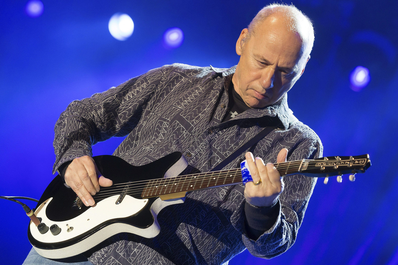Mark Knopfler.