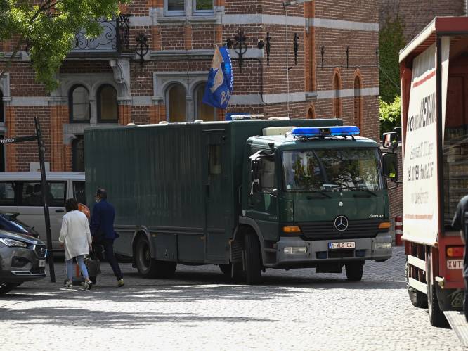 Antwerps gerecht buigt zich pas op 15 juni verder over uitlevering Lucio Aquino en zijn neef, die werden opgepakt bij internationale maffia-actie