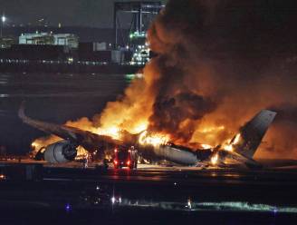 Hoe crew van Japan Airlines meer dan 300 passagiers feilloos wist te redden van verwoestende brand in vliegtuig
