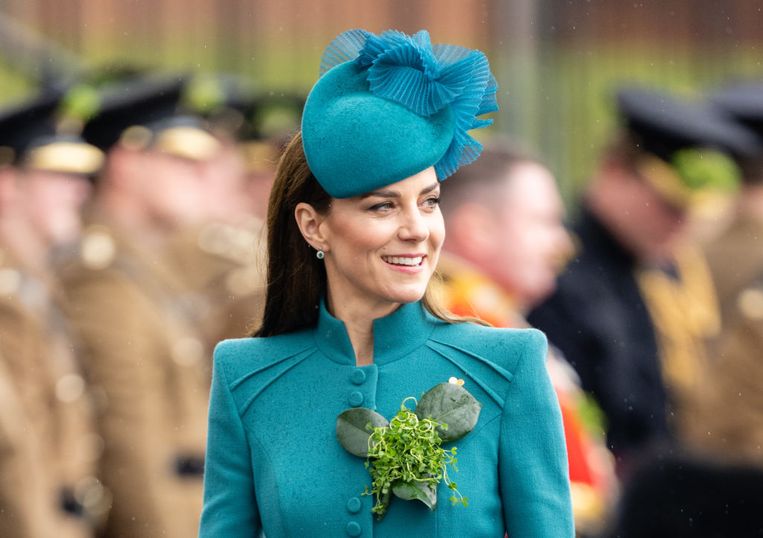 Kate Middleton straalt in turquoise tijdens St Patrick’s Parade Beeld WireImage