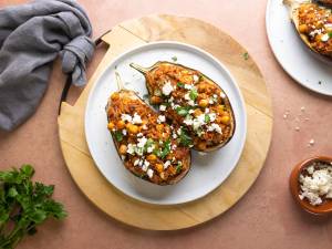 Wat Eten We Vandaag: Gevulde aubergine met tomatenrijst
