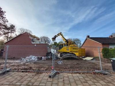 Drempt krijgt een nieuw gezicht: sloop van oude huurhuisjes in volle gang