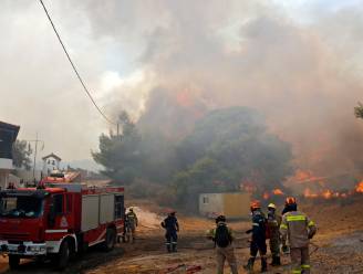 Nieuwe brand op 50 kilometer van Athene: dorpen geëvacueerd uit voorzorg