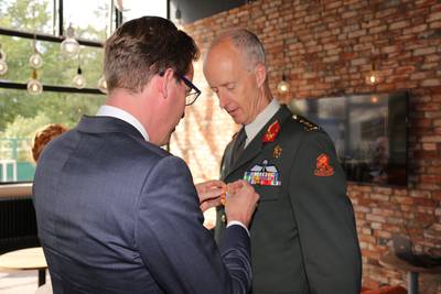 Brabantse militair Kees Matthijssen krijgt hoge koninklijke onderscheiding