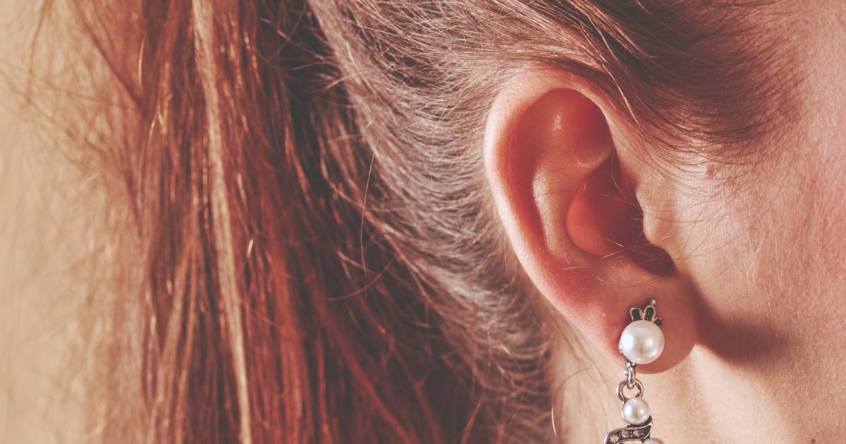 Have your earlobes stretched due to heavy earrings?  Here’s what you can do about it |  Nina