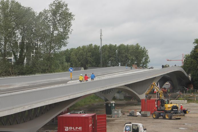 De Dorpsbrug in Ingelmunster heet voortaan de Brigandsbrug.