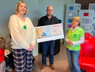 Gezinsbond schenkt 250 euro aan Welzijnsschakels en organiseert voorleesnamiddag