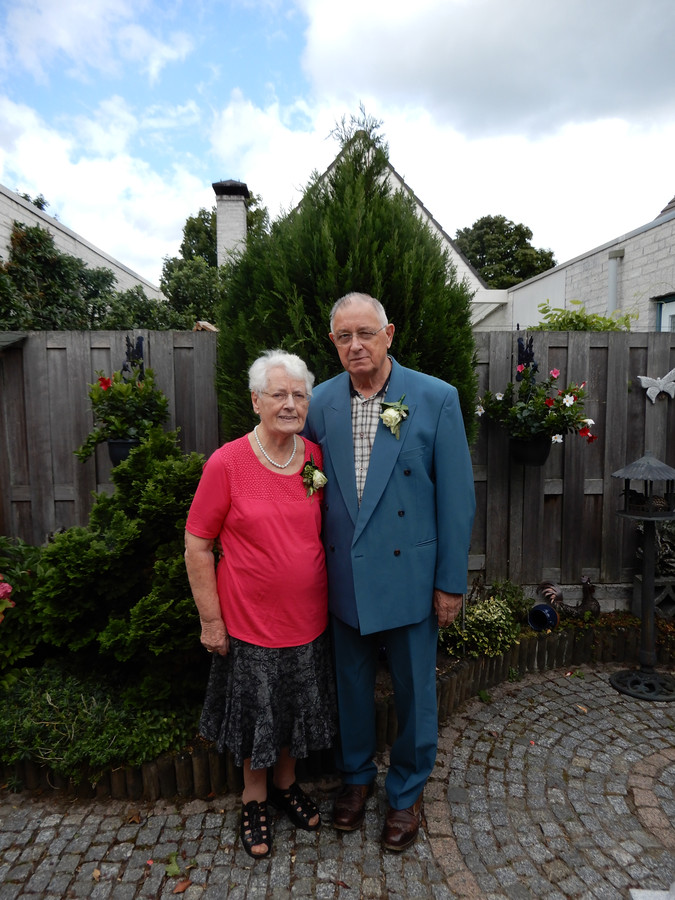 Jan en Truus Kabel zijn 60 jaar getrouwd.