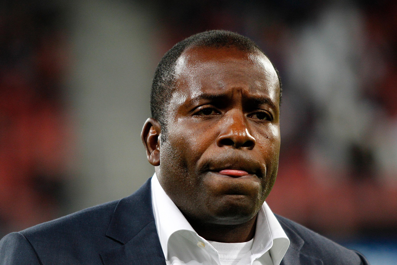 Stanley Menzo start weer op in China ‘Nu zien we wat profs voor bevoorrechte mensen zijn