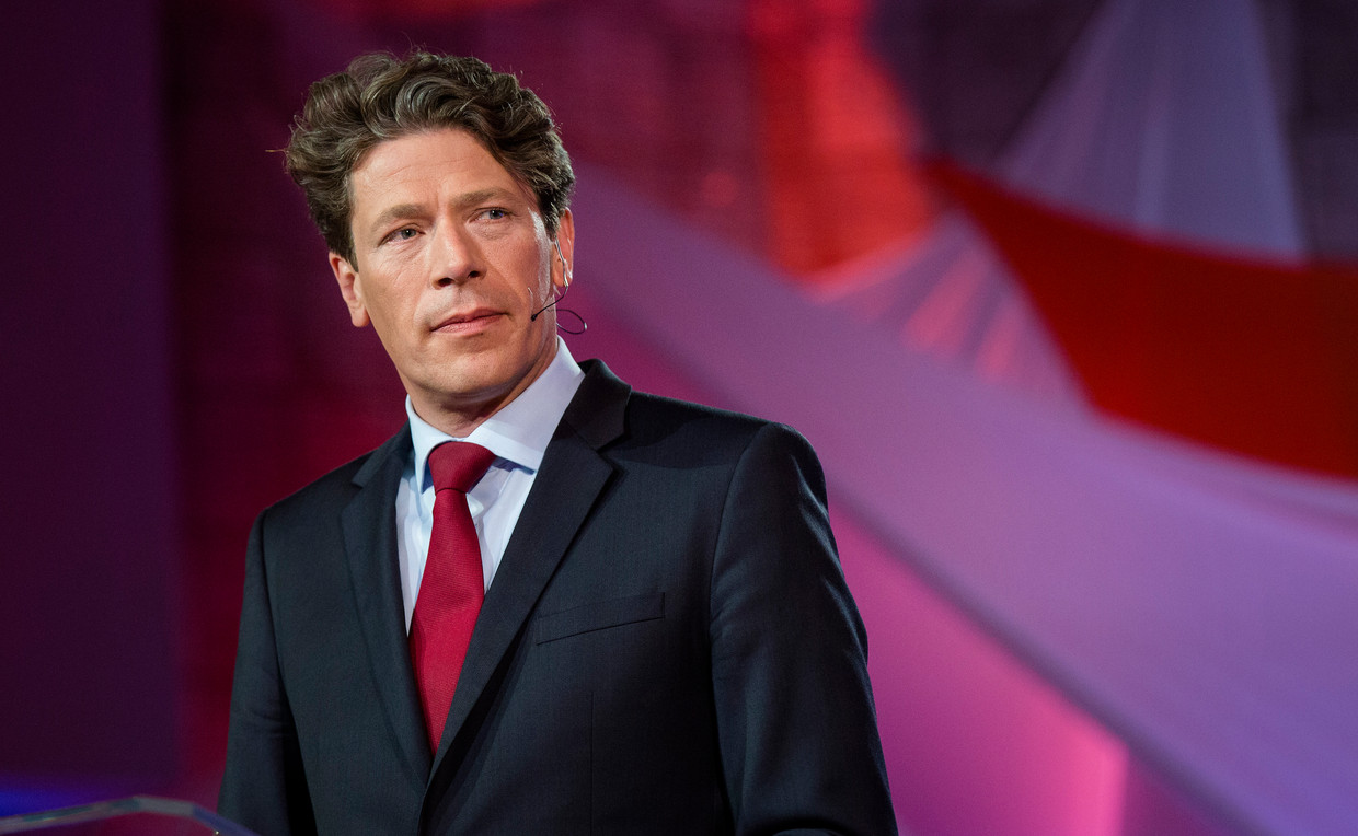 Paul Tang PvdA Wil Rust Herstellen Bij Voetbalclub SDZ Het Parool