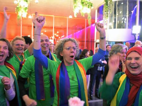 Dolblije gezichten bij GroenLinks in Nieuwegein na spectaculaire winst: ‘Het is ongelofelijk’