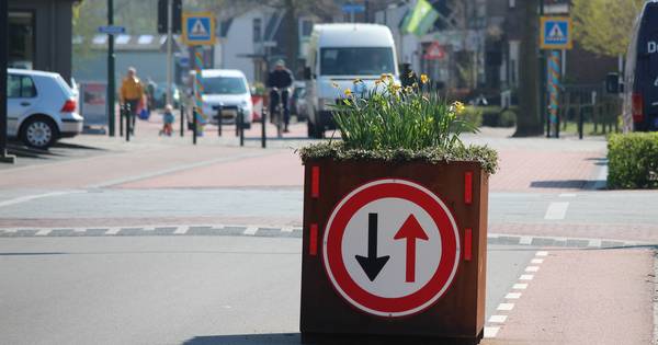 Meningen verdeeld over verkeersmaatregelen Grootschoterweg Budel-Schoot | Cranendonck, Heeze-Leende 