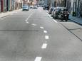 De wegmarkeringen in de Hoogleedsesteenweg doen velen vreemd opkijken.