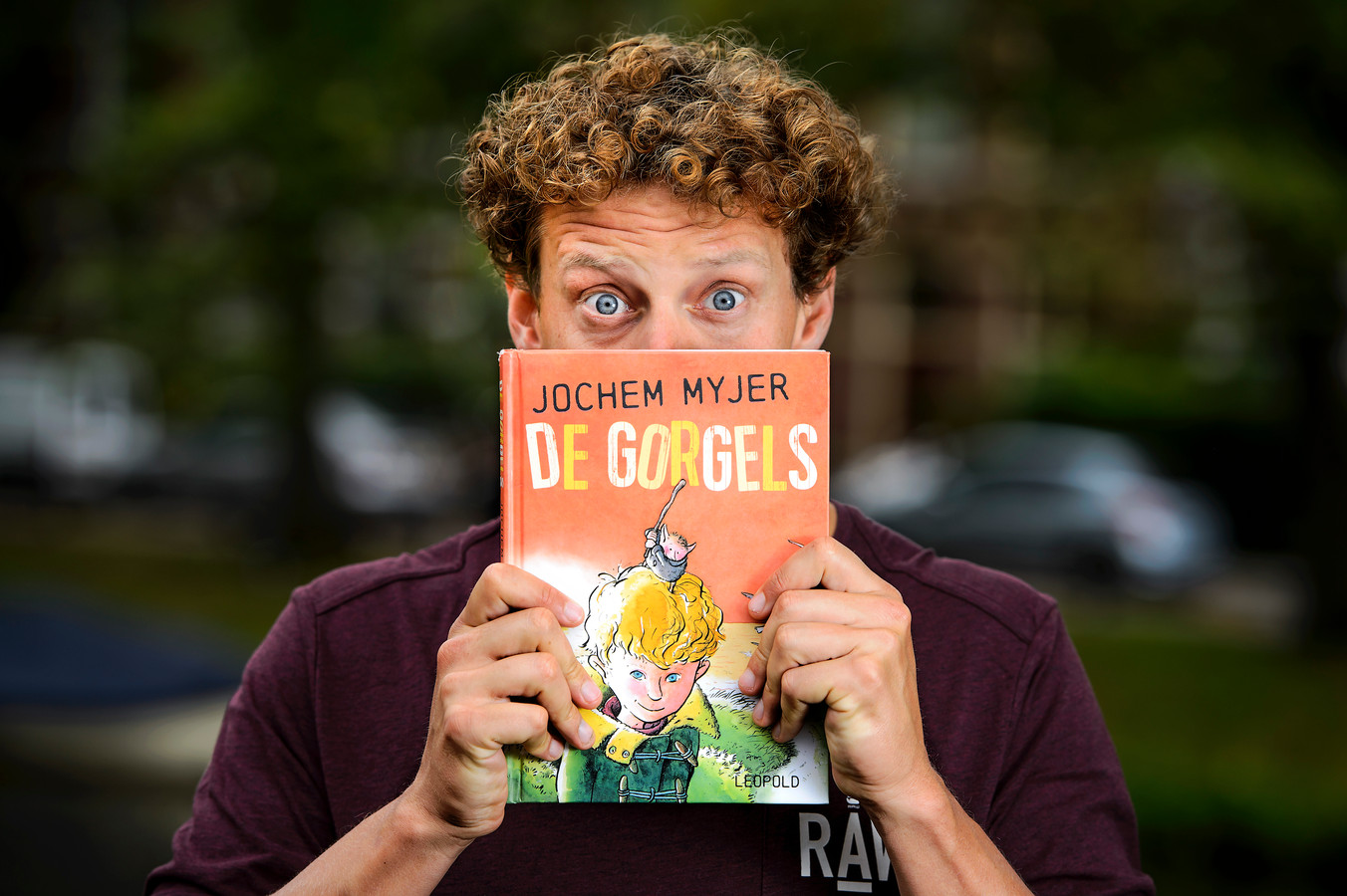 Jochem Myjer Kondigt Laatste Deel Van Succesvolle Kinderboekenreeks De Gorgels Aan Foto