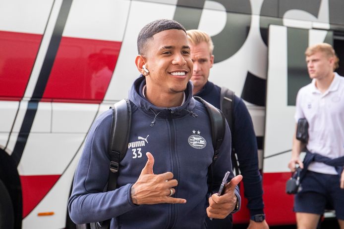 Jong Psv Krijgt Tegen Top Oss Versterking Vanuit De A Selectie Onder Anderen Savio Heeft Speeltijd Nodig Psv Ed Nl