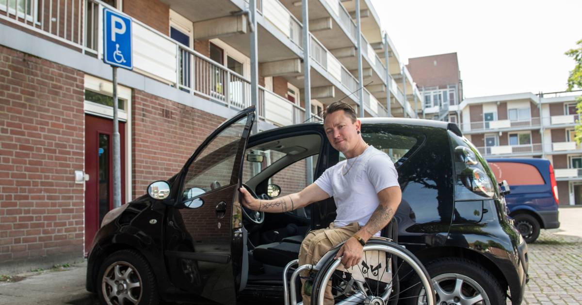 Alles en iedereen parkeert hier, maar de gehandicapte steeds minder ...