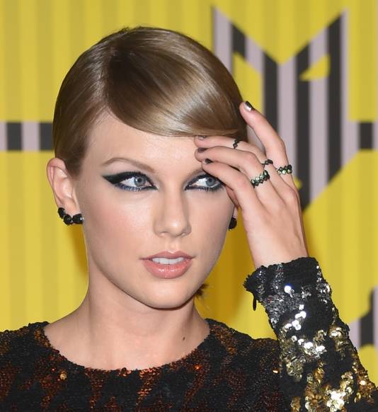 Comment Mettre Secrètement En Copie Un Mail Des assistants révèlent les habitudes les plus absurdes des stars