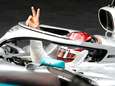 Oppermachtig Mercedes zegeviert in China, Verstappen pakt vierde plek
