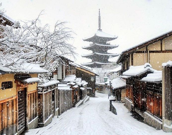 Ook in Kyoto is er een flink pak sneeuw gevallen.