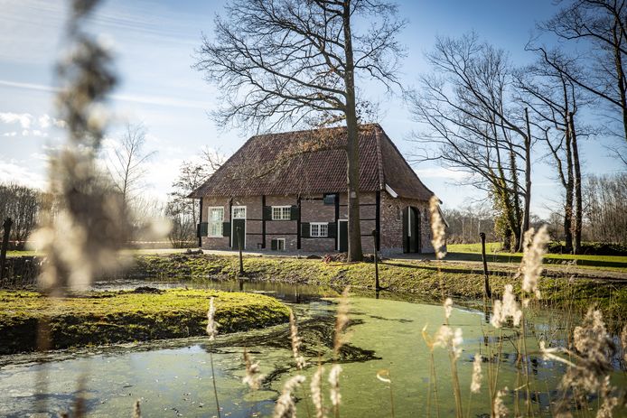 Het herbouwde spookhoes is al een tijd in gebruik, nu mag iedereen er een kijkje nemen.