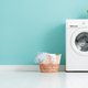 Wasmachine reinigen met azijn? Waarom je dat niet te vaak moet doen