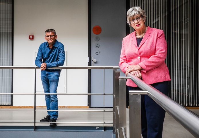 Willy Reijnders en Rob de Bruin van de cliëntenraad van het Parkhuis hebben vertrouwen in het beleid van het Dordtse verpleeghuis.