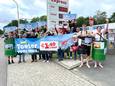 Aan 34 tankstations in het land protesteerde  de PVDA vandaag tegen de hoge brandstofprijzen. Hier aan de Boomsensteenweg in Wilrijk.