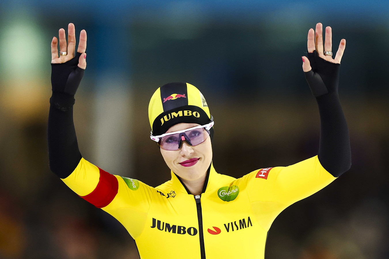 Antoinette Rijpma-de Jong leidt na openingsdag NK allround, maar