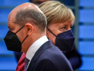 Merkel feliciteert Olaf Scholz met zijn verkiezingssucces