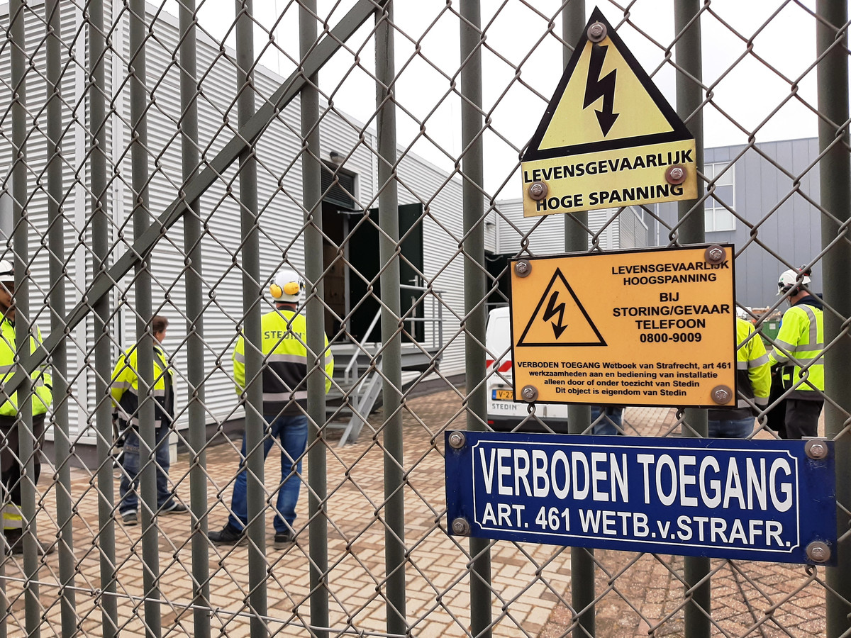 Een kapotte kabel in het hoofdverdeelstation van Stedin in Gorinchem zorgde ervoor dat 17.000 adressen uren zonder stroom zaten.