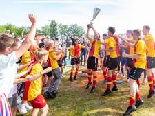 Uitslagen, doelpuntenmakers én wedstrijdverslagen amateurvoetbal (maandag)