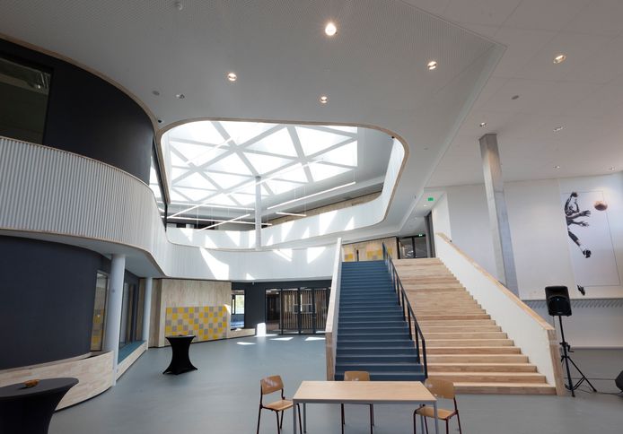 Helmond ED 2021 10504 Oplevering Dr.-Knippenbergcollege